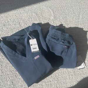 Figs Maternity Scrub Set (NWT)